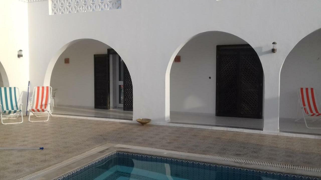 Bed and Breakfast Dar Mamina Sidi ash Shammakh Екстер'єр фото