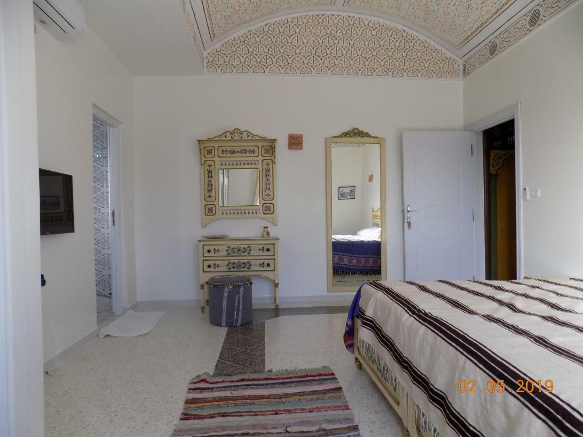 Bed and Breakfast Dar Mamina Sidi ash Shammakh Екстер'єр фото