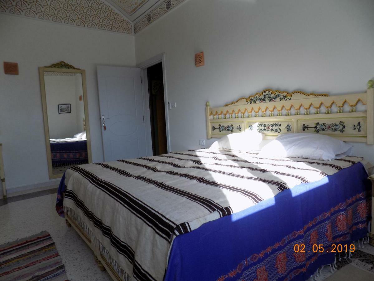Bed and Breakfast Dar Mamina Sidi ash Shammakh Екстер'єр фото