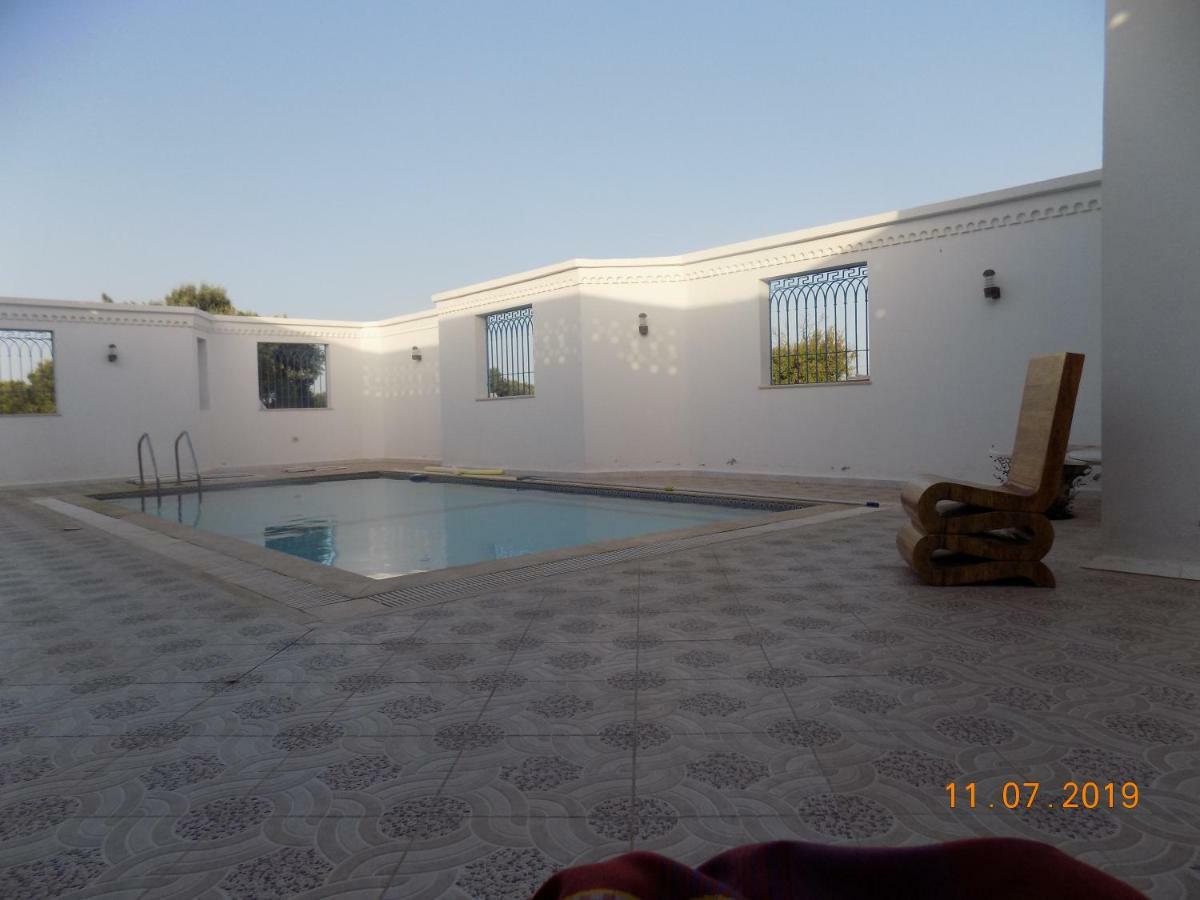 Bed and Breakfast Dar Mamina Sidi ash Shammakh Екстер'єр фото